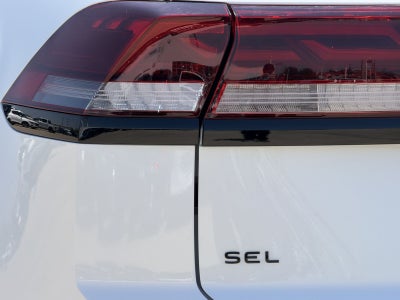 2026 Volkswagen Atlas Cross Sport 2.0T SEL R-Line Black