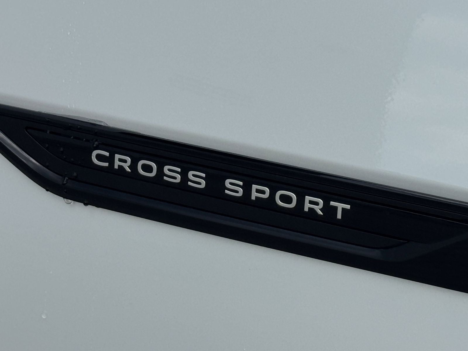 2026 Volkswagen Atlas Cross Sport 2.0T SEL R-Line Black