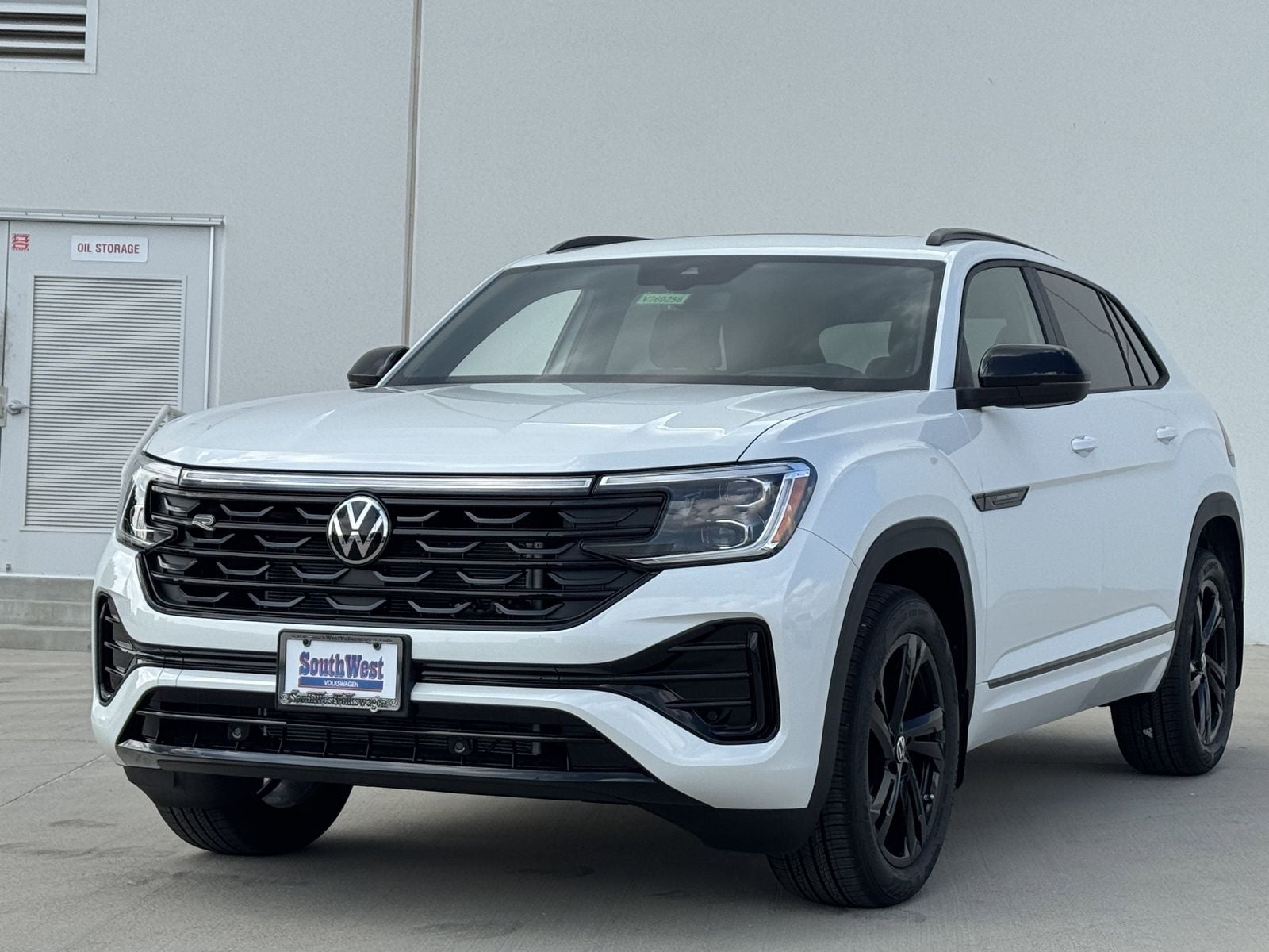 2026 Volkswagen Atlas Cross Sport 2.0T SEL R-Line Black