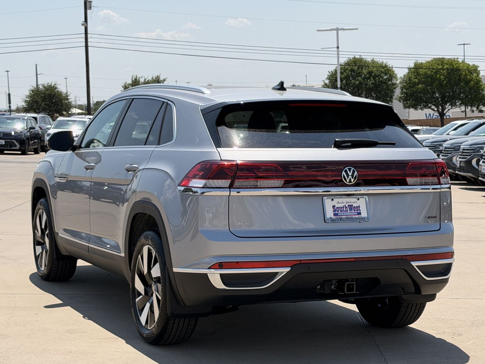 2026 Volkswagen Atlas Cross Sport 2.0T SEL
