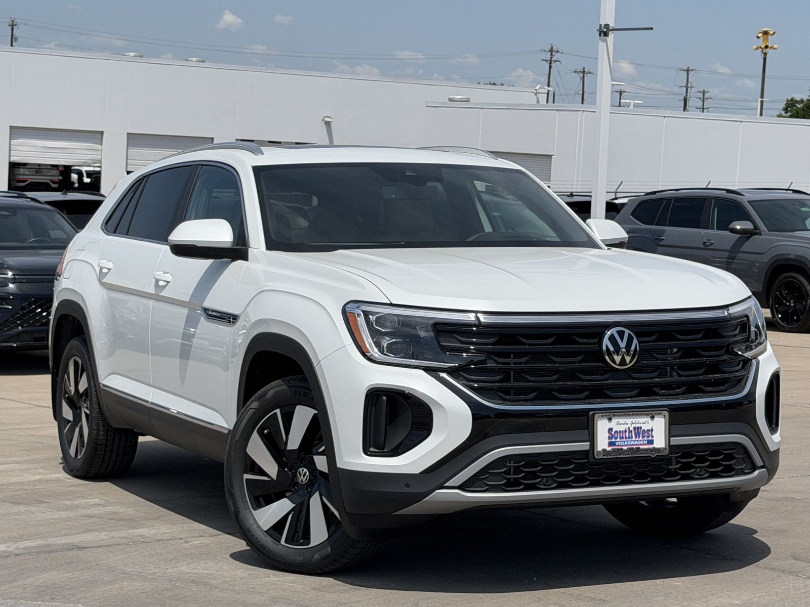 2026 Volkswagen Atlas Cross Sport 2.0T SEL