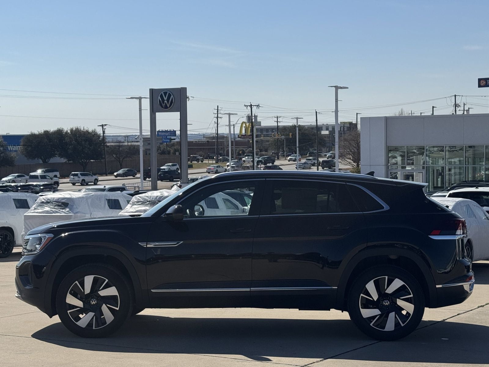 2025 Volkswagen Atlas Cross Sport 2.0T SEL