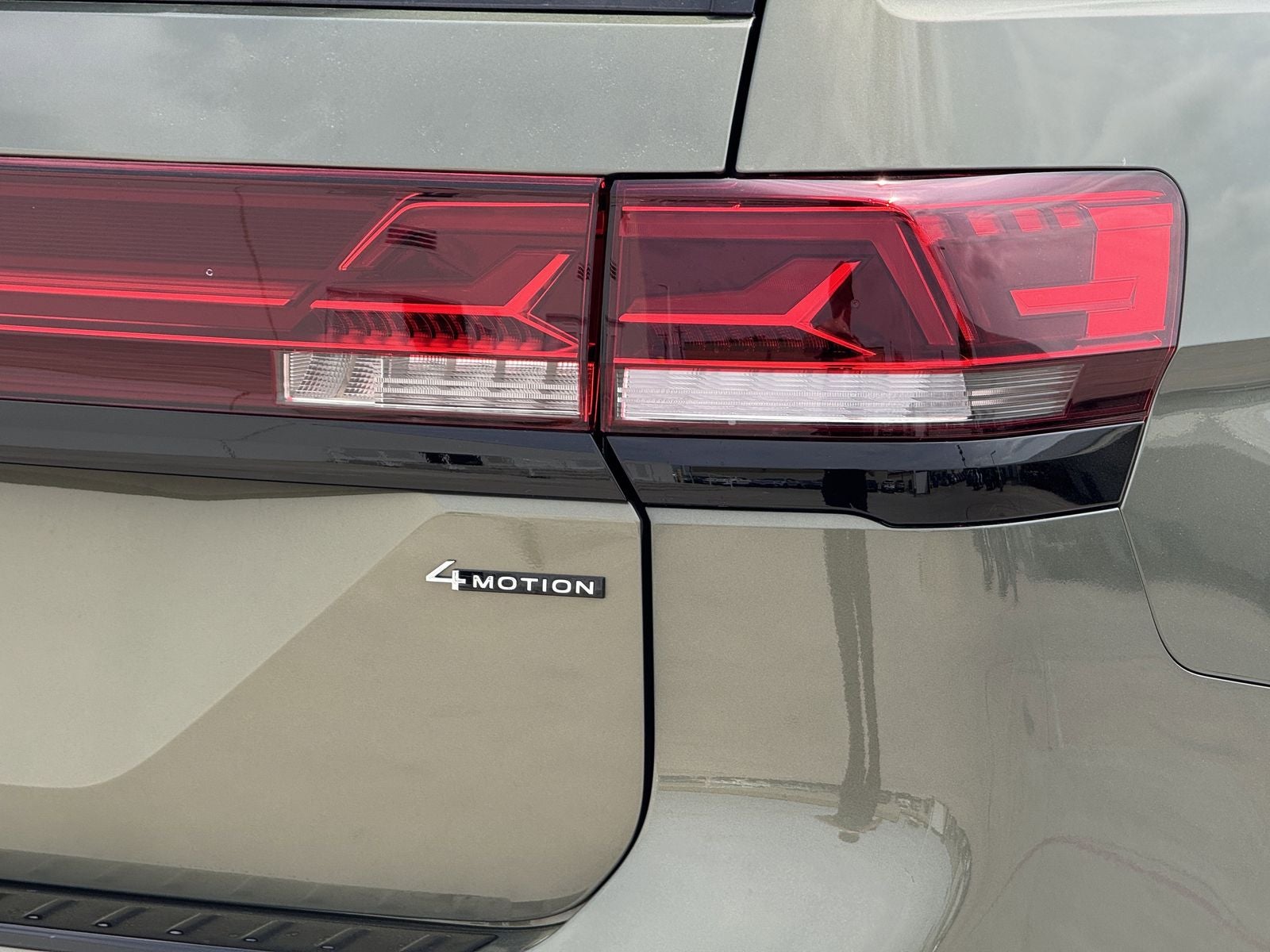 2026 Volkswagen Atlas 2.0T Peak Edition