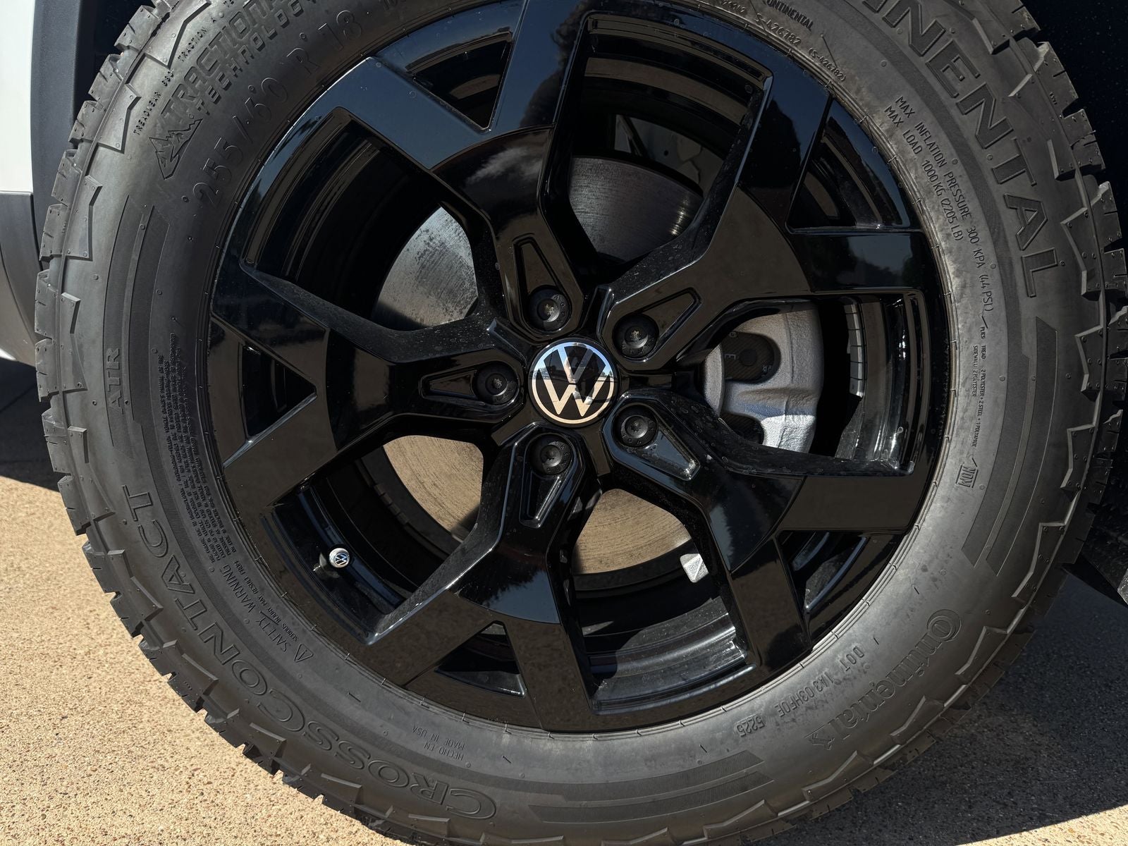 2026 Volkswagen Atlas 2.0T Peak Edition