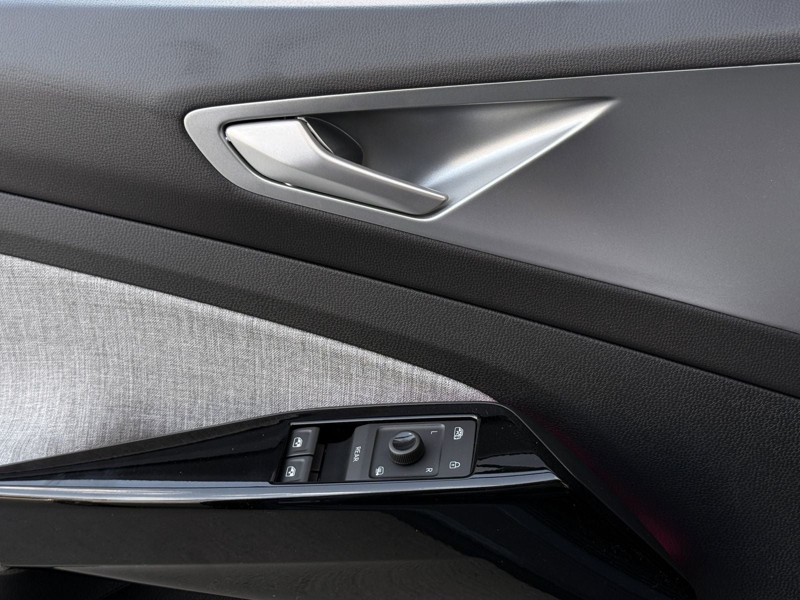 2026 Volkswagen ID.4 Pro