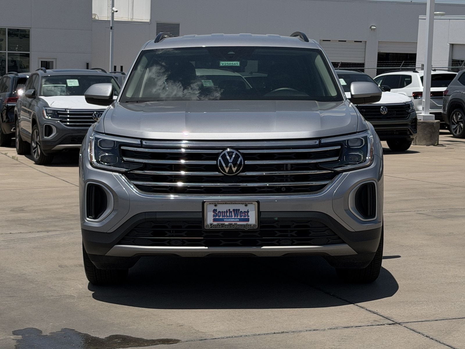 2026 Volkswagen Atlas 2.0T SE