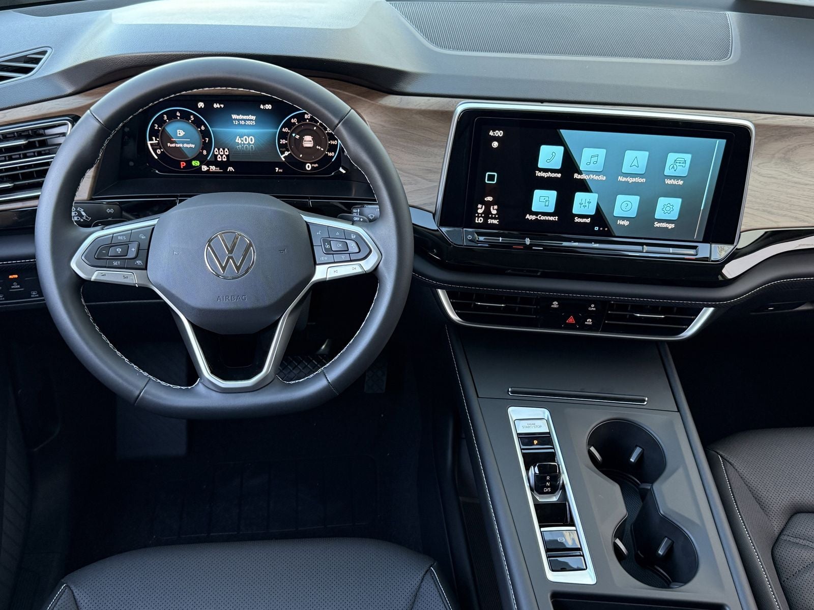 2026 Volkswagen Atlas 2.0T SE