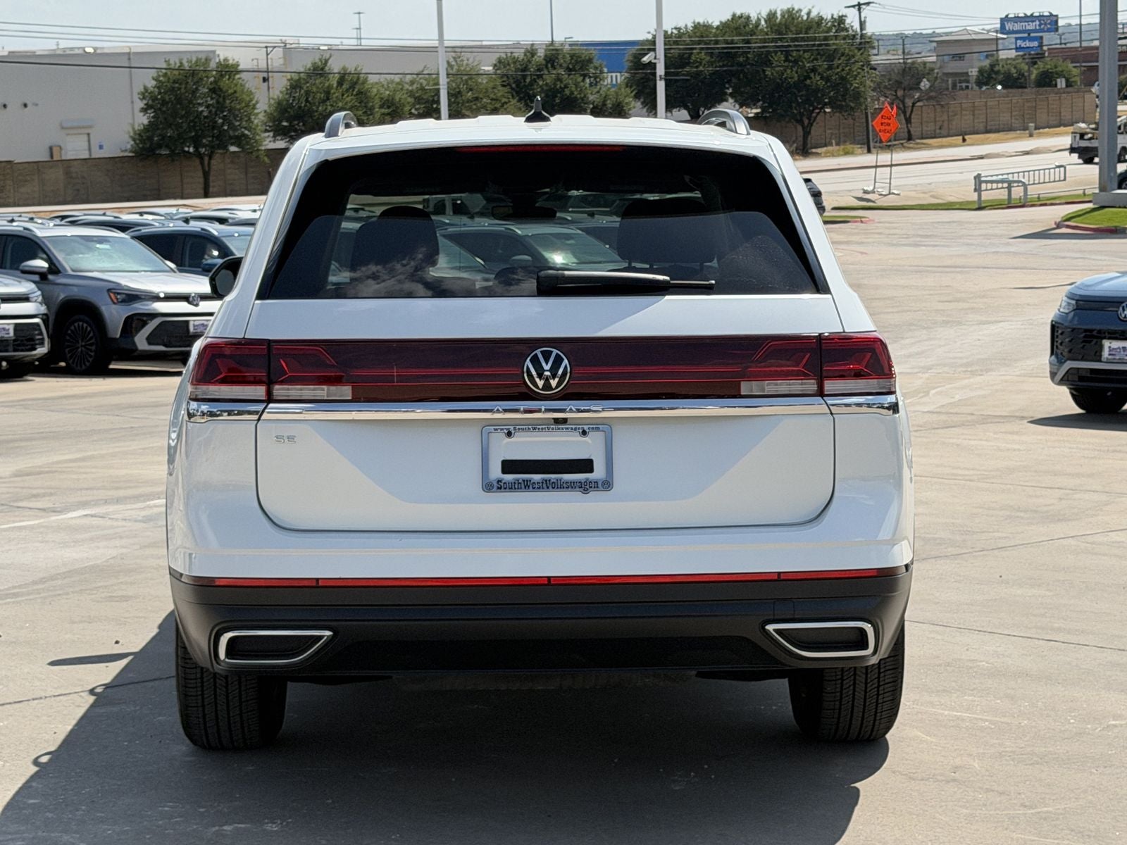 2026 Volkswagen Atlas 2.0T SE