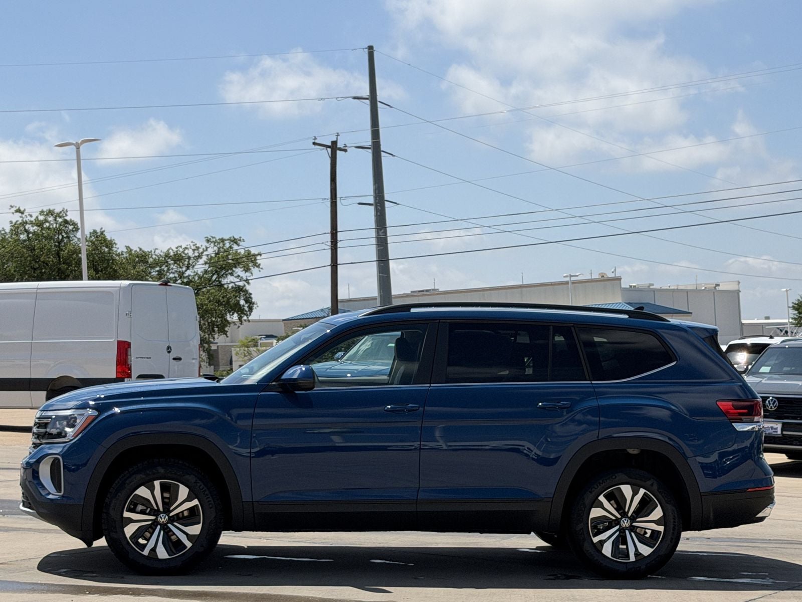 2026 Volkswagen Atlas 2.0T SE