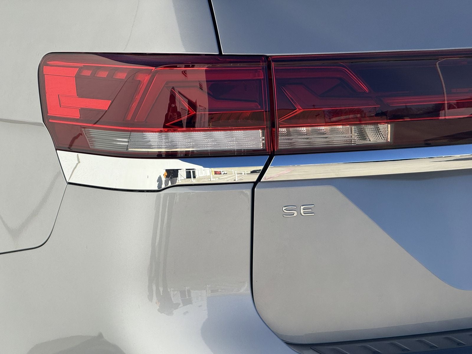2026 Volkswagen Atlas 2.0T SE