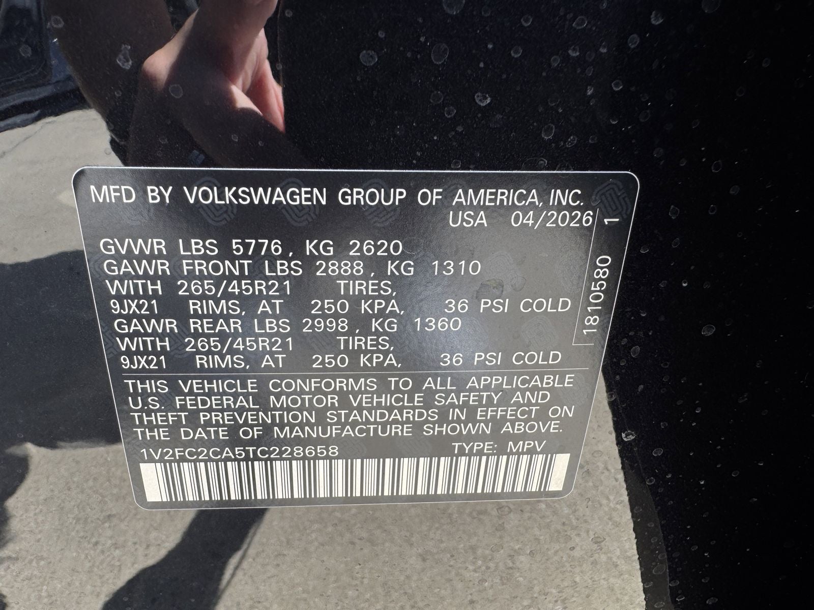 2026 Volkswagen Atlas Cross Sport 2.0T SEL Premium R-Line