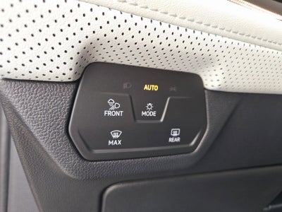 2025 Volkswagen Atlas Cross Sport 2.0T SEL Premium R-Line