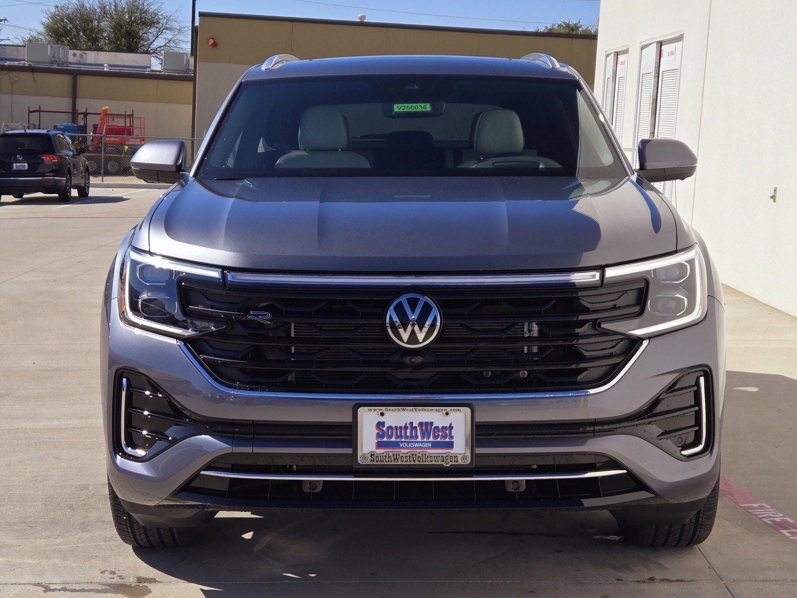 2025 Volkswagen Atlas Cross Sport 2.0T SEL Premium R-Line