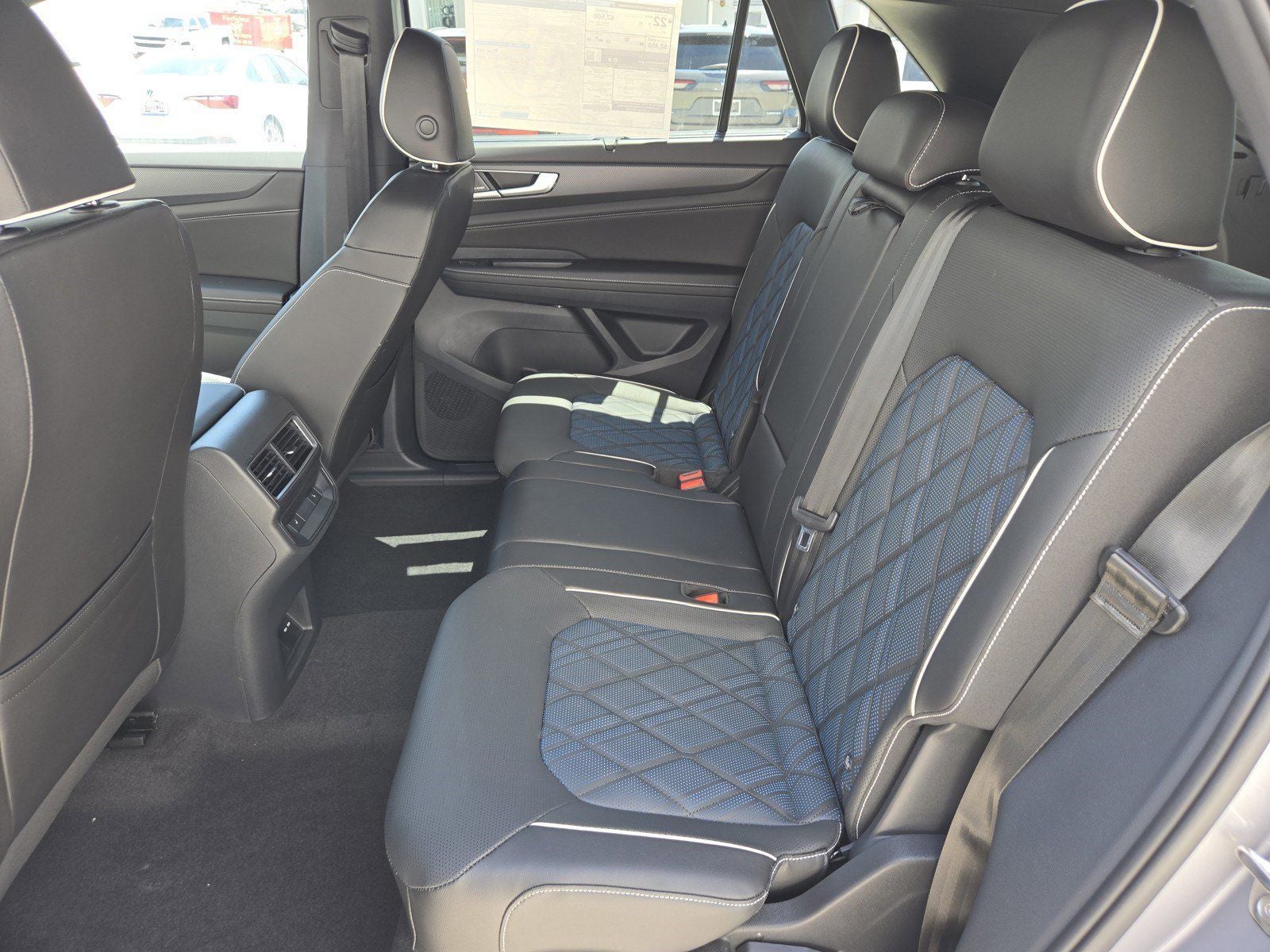 2024 Volkswagen Atlas Cross Sport 2.0T SEL Premium R-Line