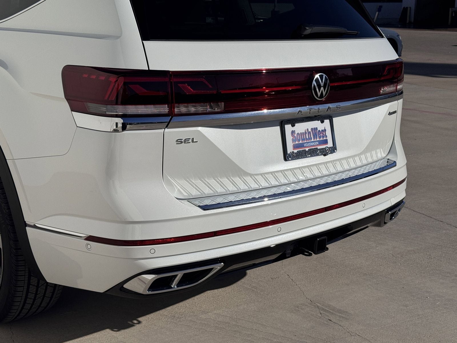 2026 Volkswagen Atlas 2.0T SEL Premium R-Line