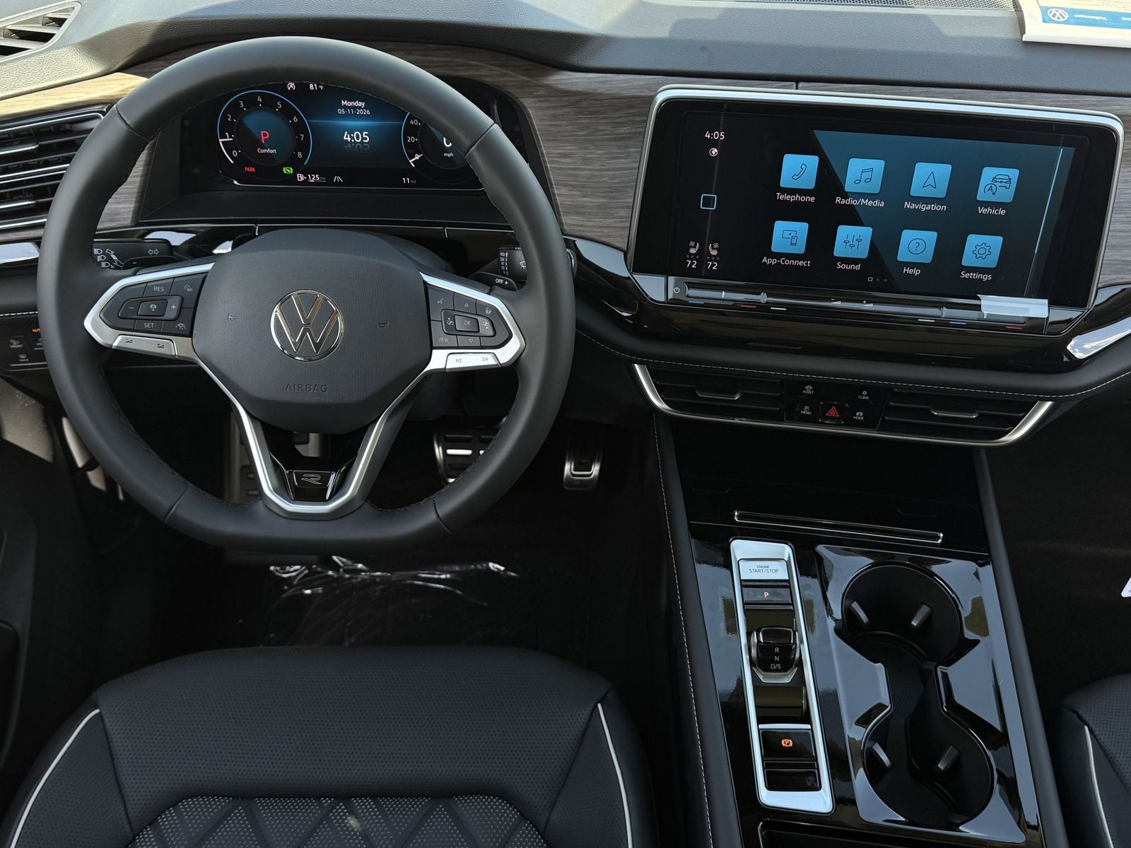 2026 Volkswagen Atlas 2.0T SEL Premium R-Line