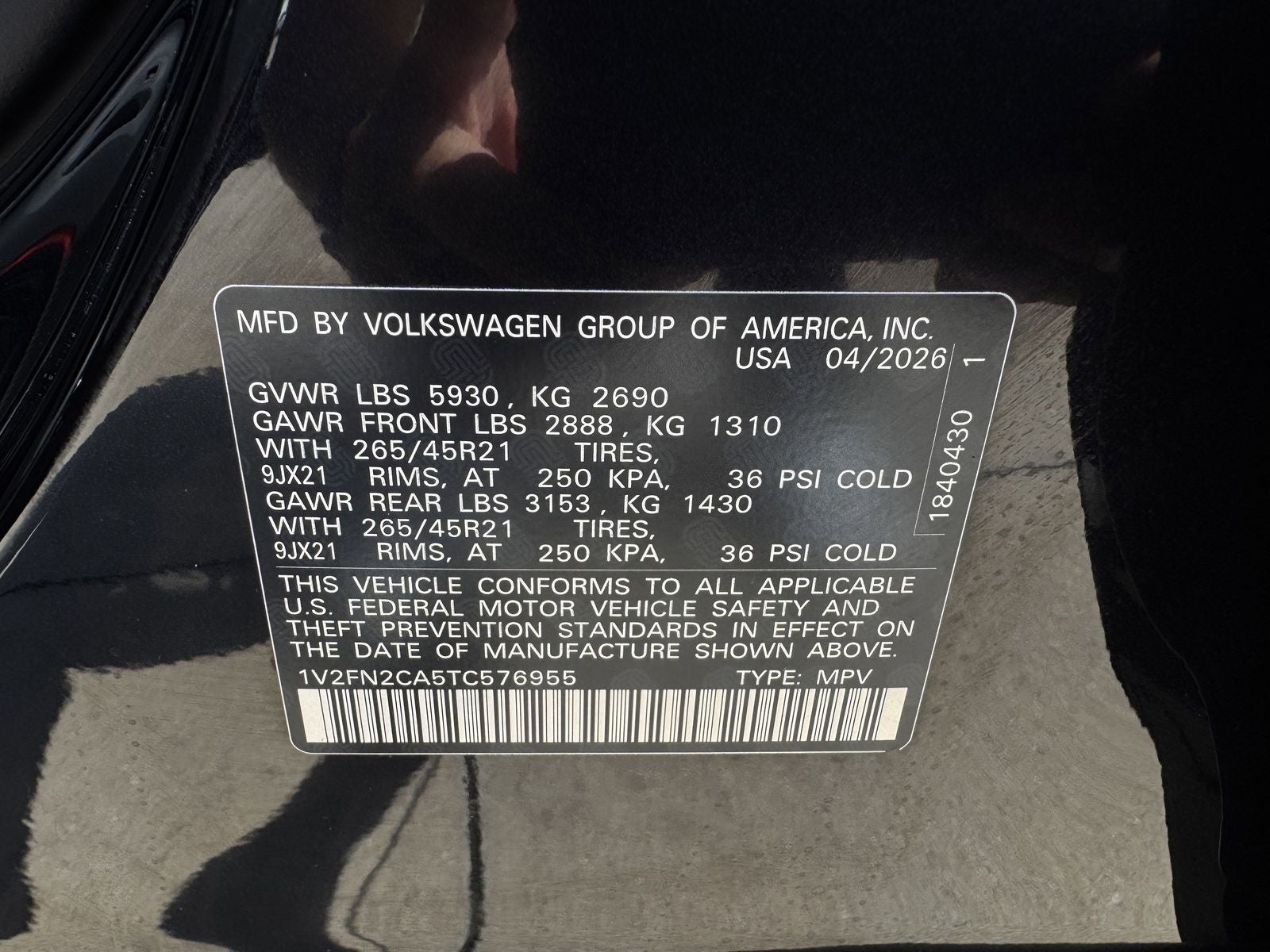 2026 Volkswagen Atlas 2.0T SEL Premium R-Line