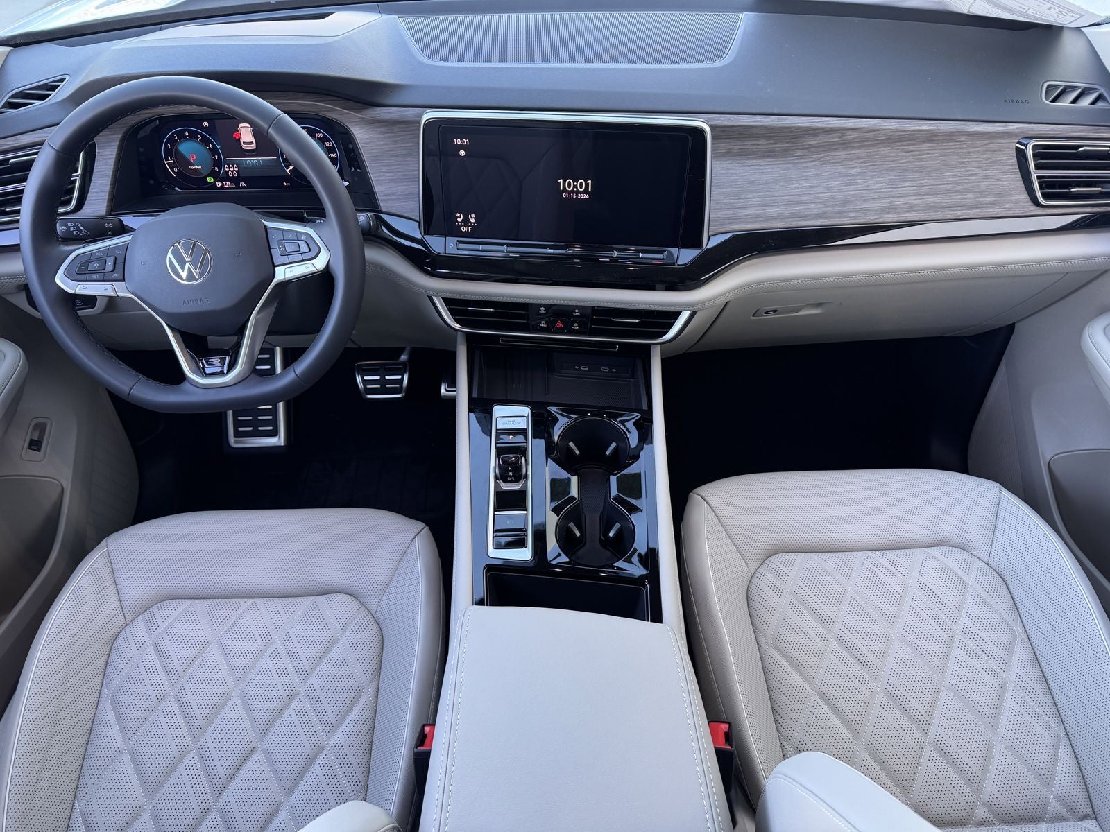 2026 Volkswagen Atlas 2.0T SEL Premium R-Line