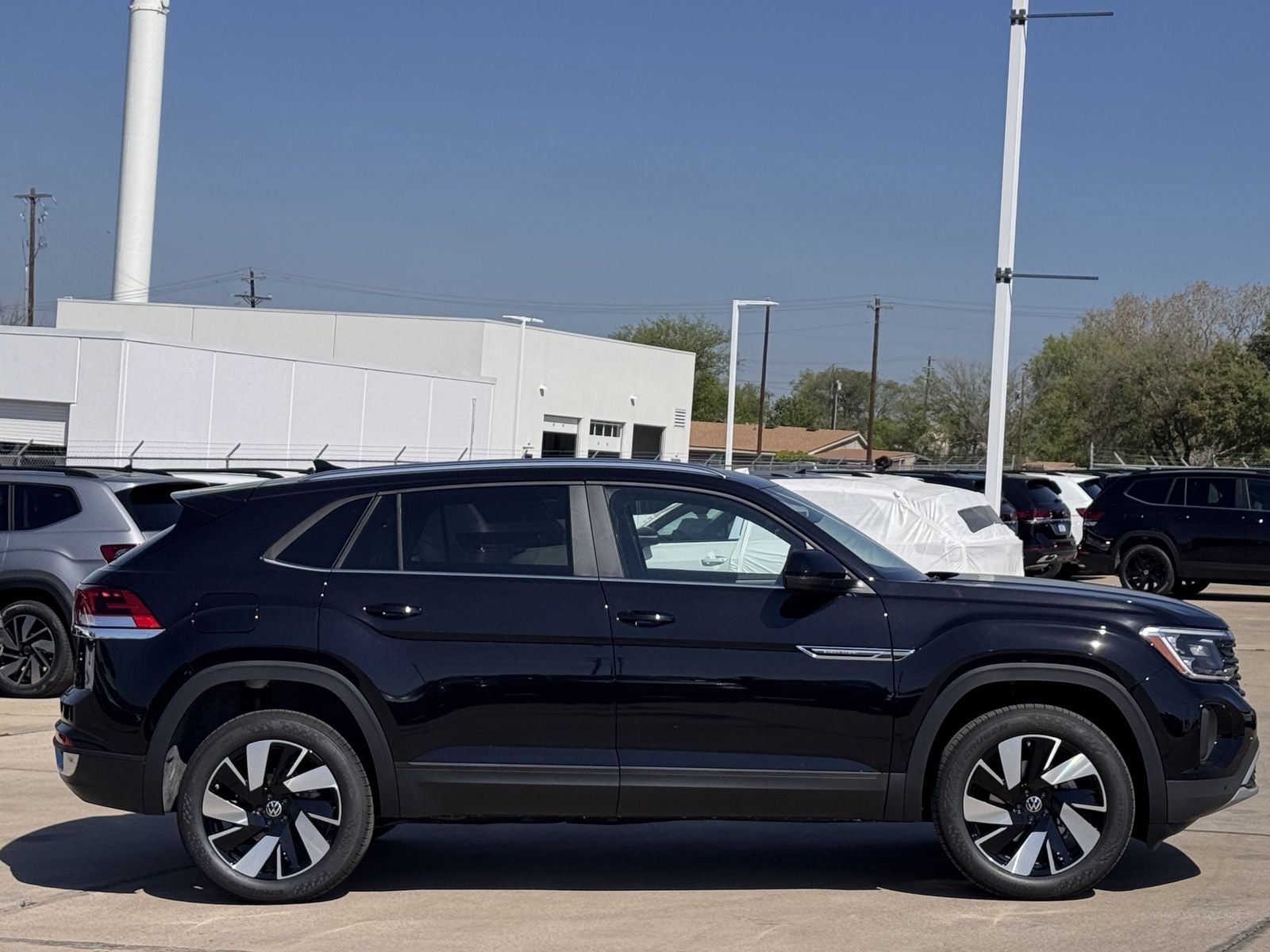 2026 Volkswagen Atlas Cross Sport 2.0T SE W/TECHNOLOGY