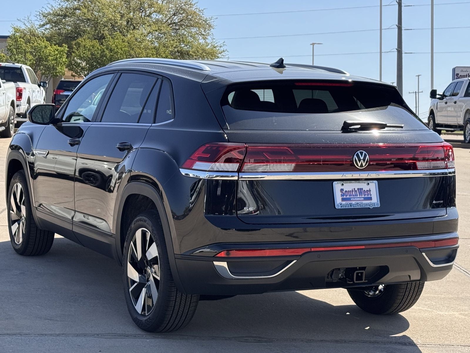 2026 Volkswagen Atlas Cross Sport 2.0T SE W/TECHNOLOGY