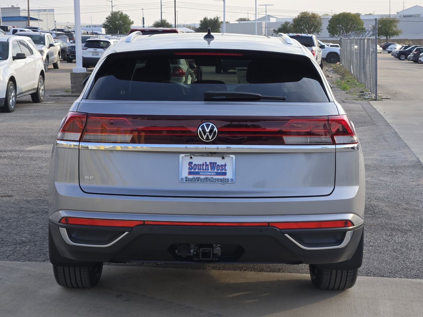 2026 Volkswagen Atlas Cross Sport 2.0T SE W/TECHNOLOGY
