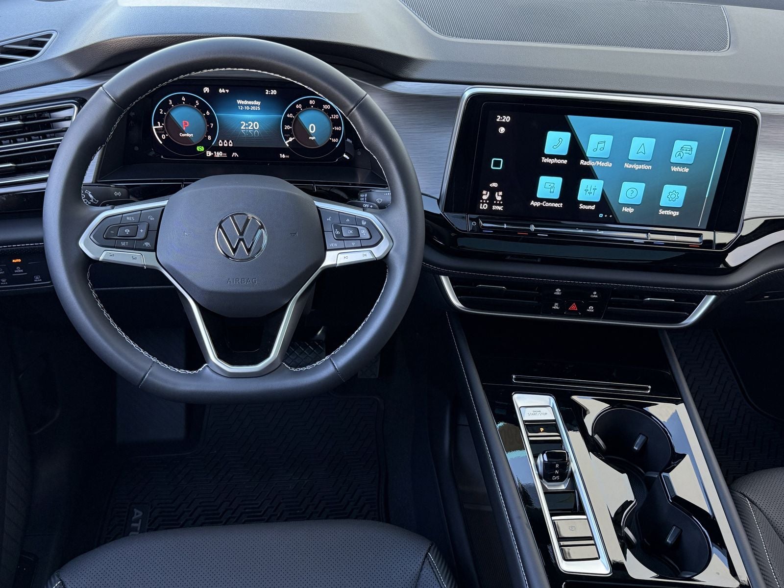 2026 Volkswagen Atlas Cross Sport 2.0T SE W/TECHNOLOGY