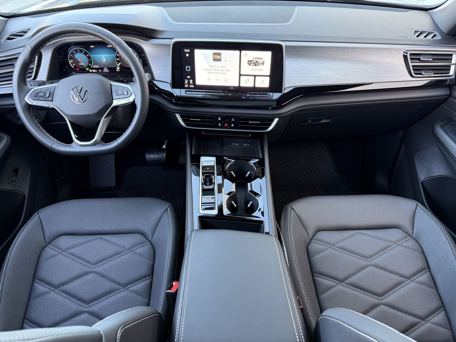 2026 Volkswagen Atlas Cross Sport 2.0T SE W/TECHNOLOGY