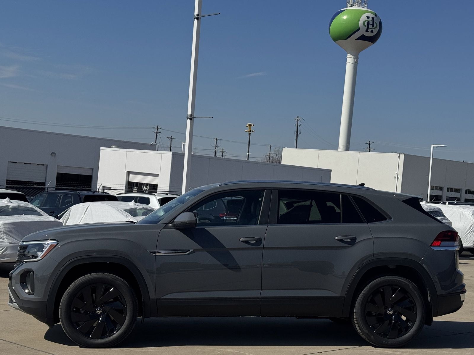 2026 Volkswagen Atlas Cross Sport 2.0T SE W/TECHNOLOGY