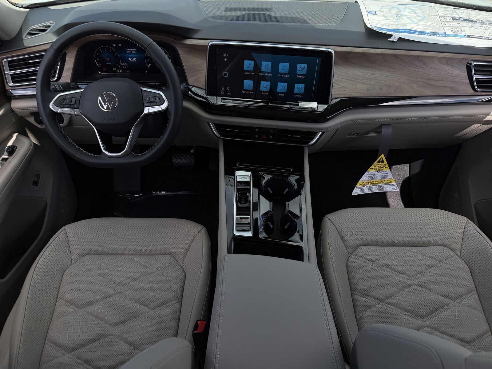 2026 Volkswagen Atlas 2.0T SE W/TECHNOLOGY