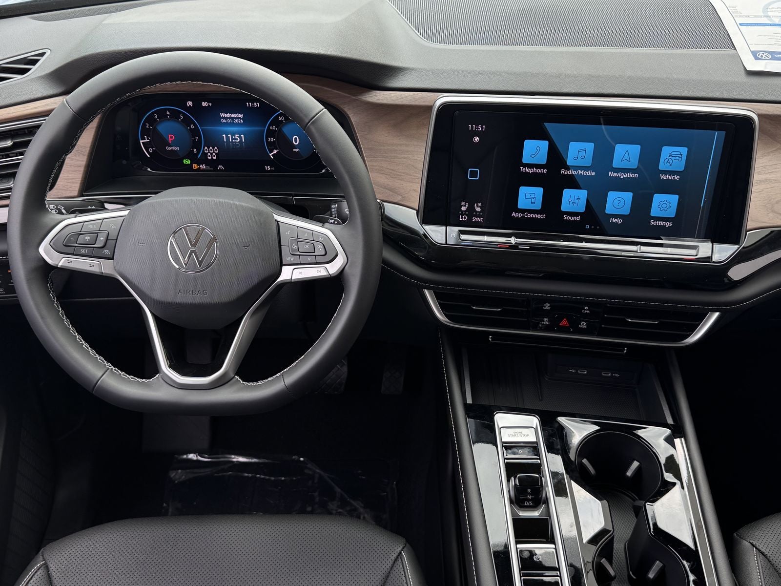 2026 Volkswagen Atlas 2.0T SE W/TECHNOLOGY