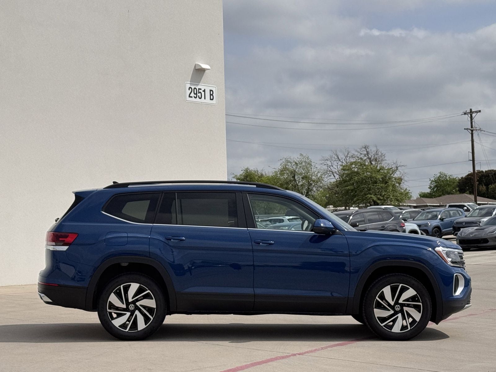 2026 Volkswagen Atlas 2.0T SE W/TECHNOLOGY