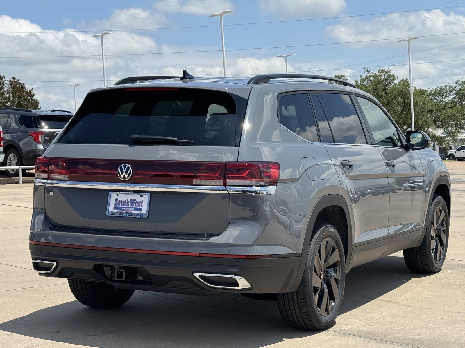 2026 Volkswagen Atlas 2.0T SE W/TECHNOLOGY