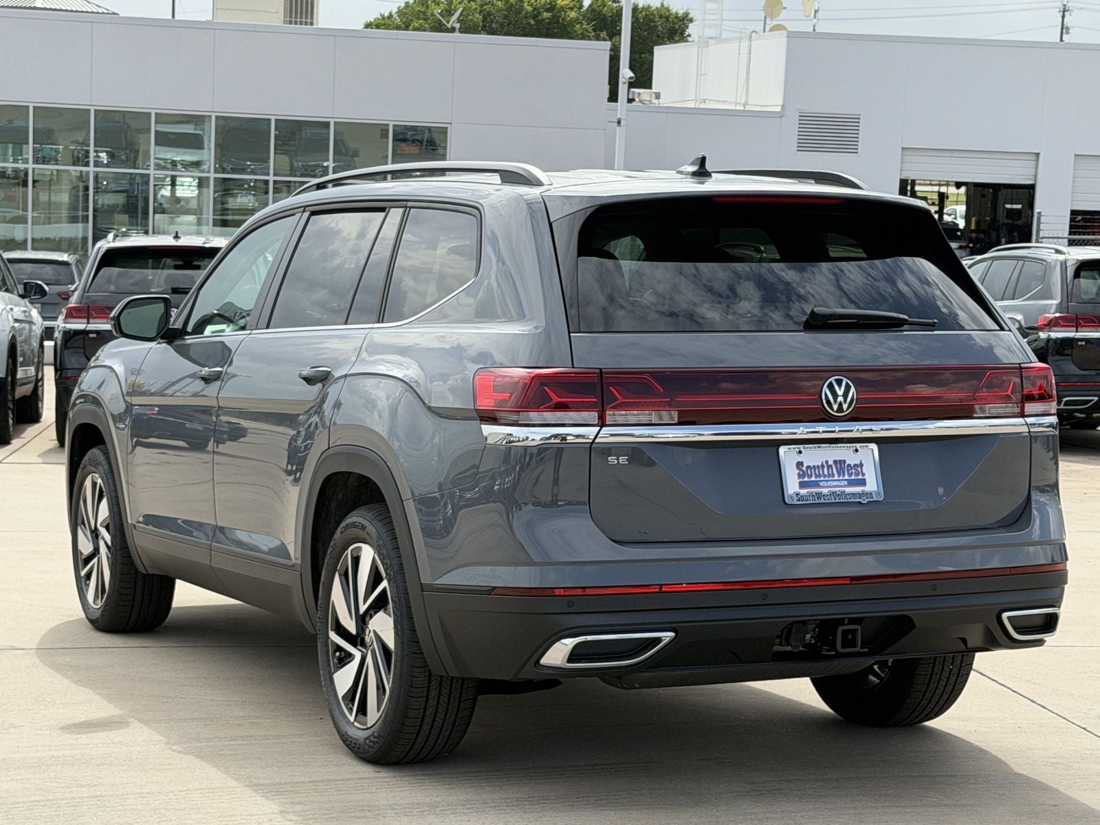 2026 Volkswagen Atlas 2.0T SE W/TECHNOLOGY