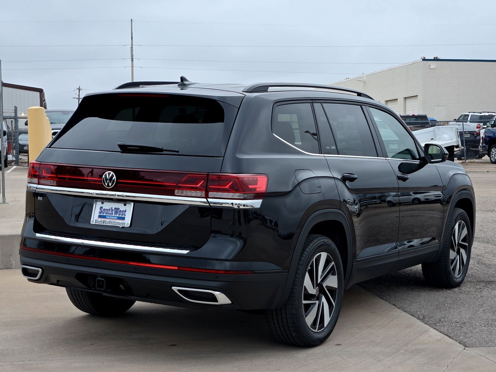 2026 Volkswagen Atlas 2.0T SE W/TECHNOLOGY