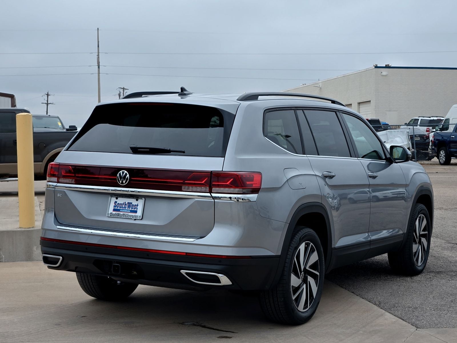 2026 Volkswagen Atlas 2.0T SE W/TECHNOLOGY