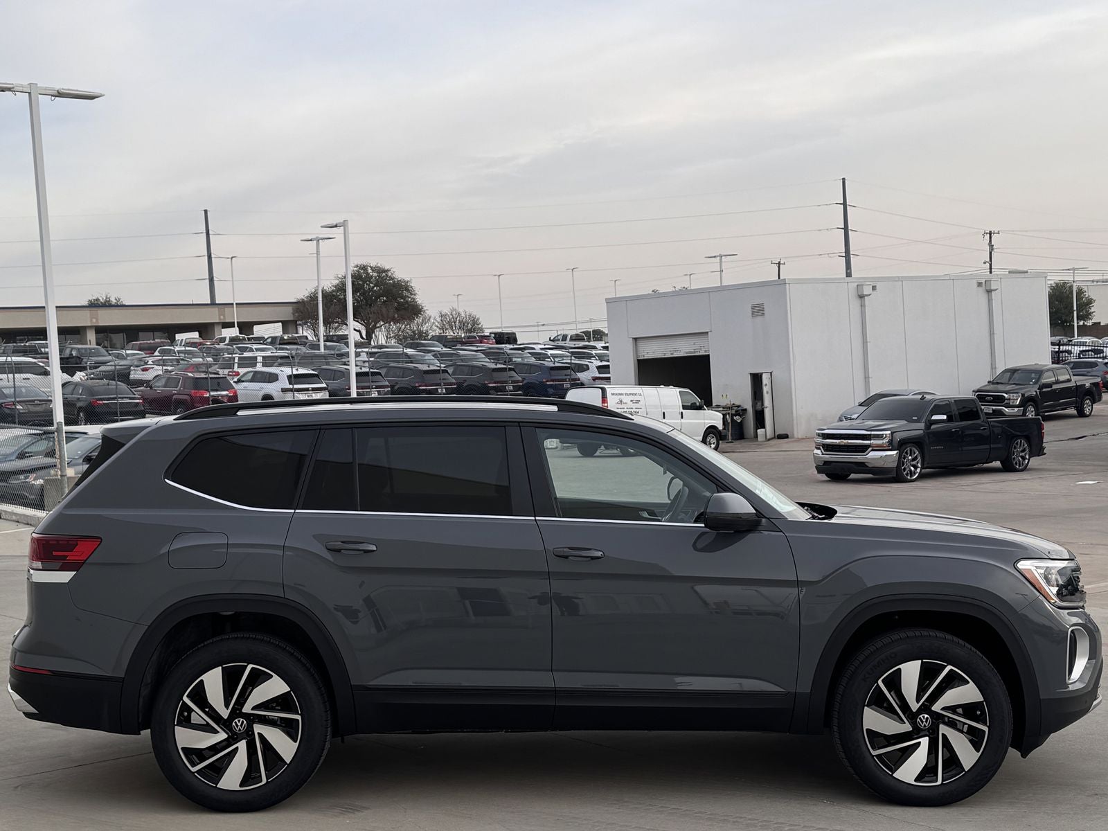 2026 Volkswagen Atlas 2.0T SE W/TECHNOLOGY