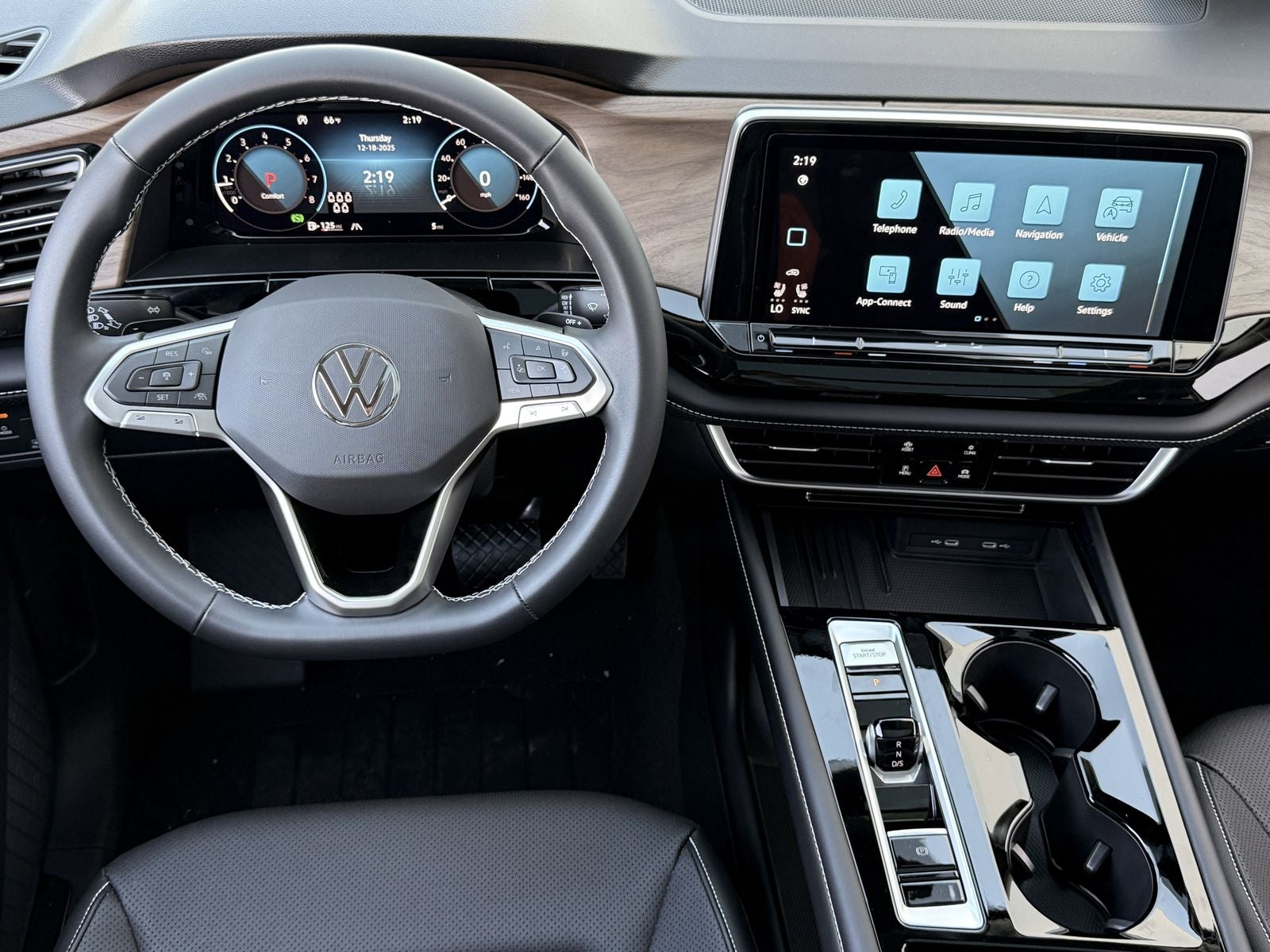 2026 Volkswagen Atlas 2.0T SE W/TECHNOLOGY