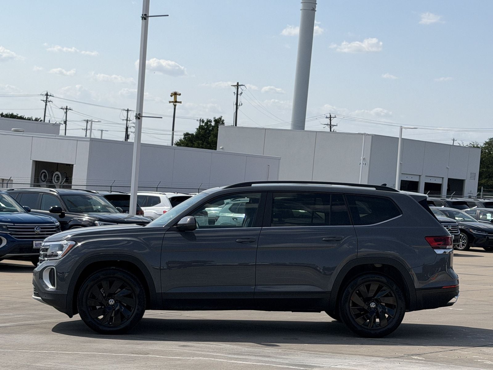 2026 Volkswagen Atlas 2.0T SE W/TECHNOLOGY