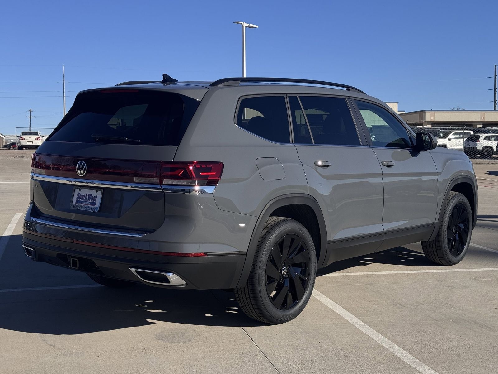 2026 Volkswagen Atlas 2.0T SE W/TECHNOLOGY