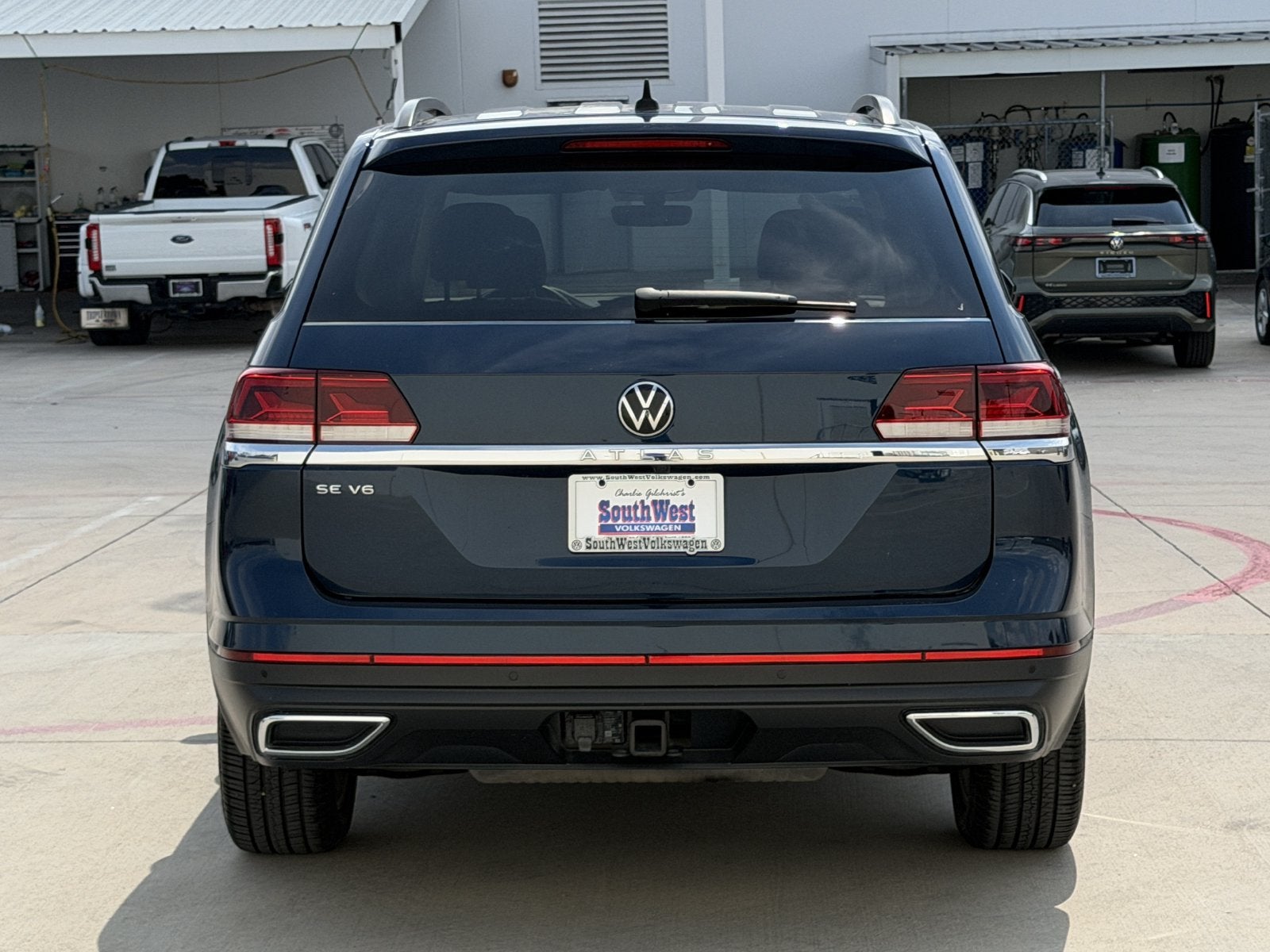 2023 Volkswagen Atlas 3.6L V6 SE w/Technology