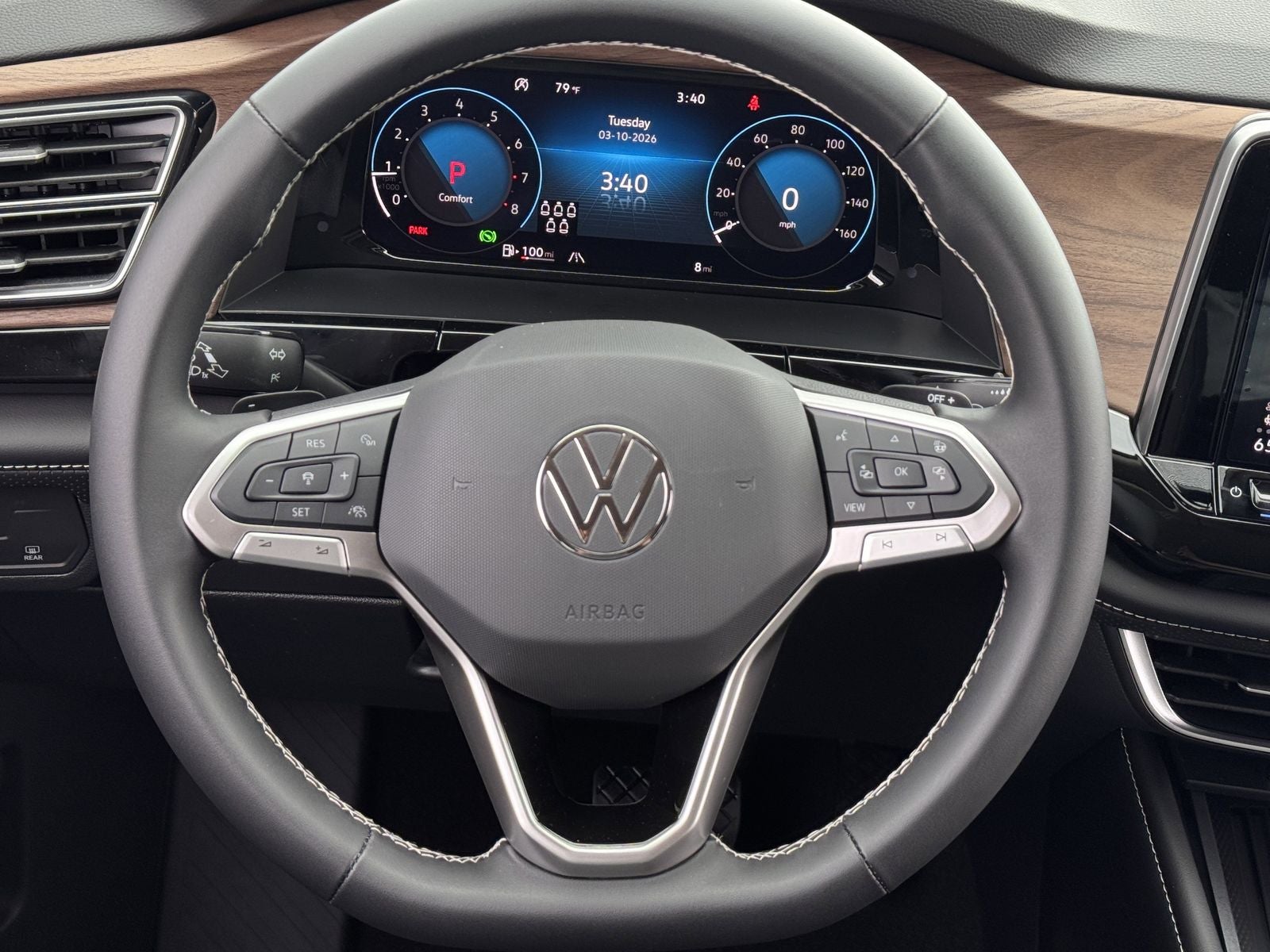 2026 Volkswagen Atlas 2.0T SE