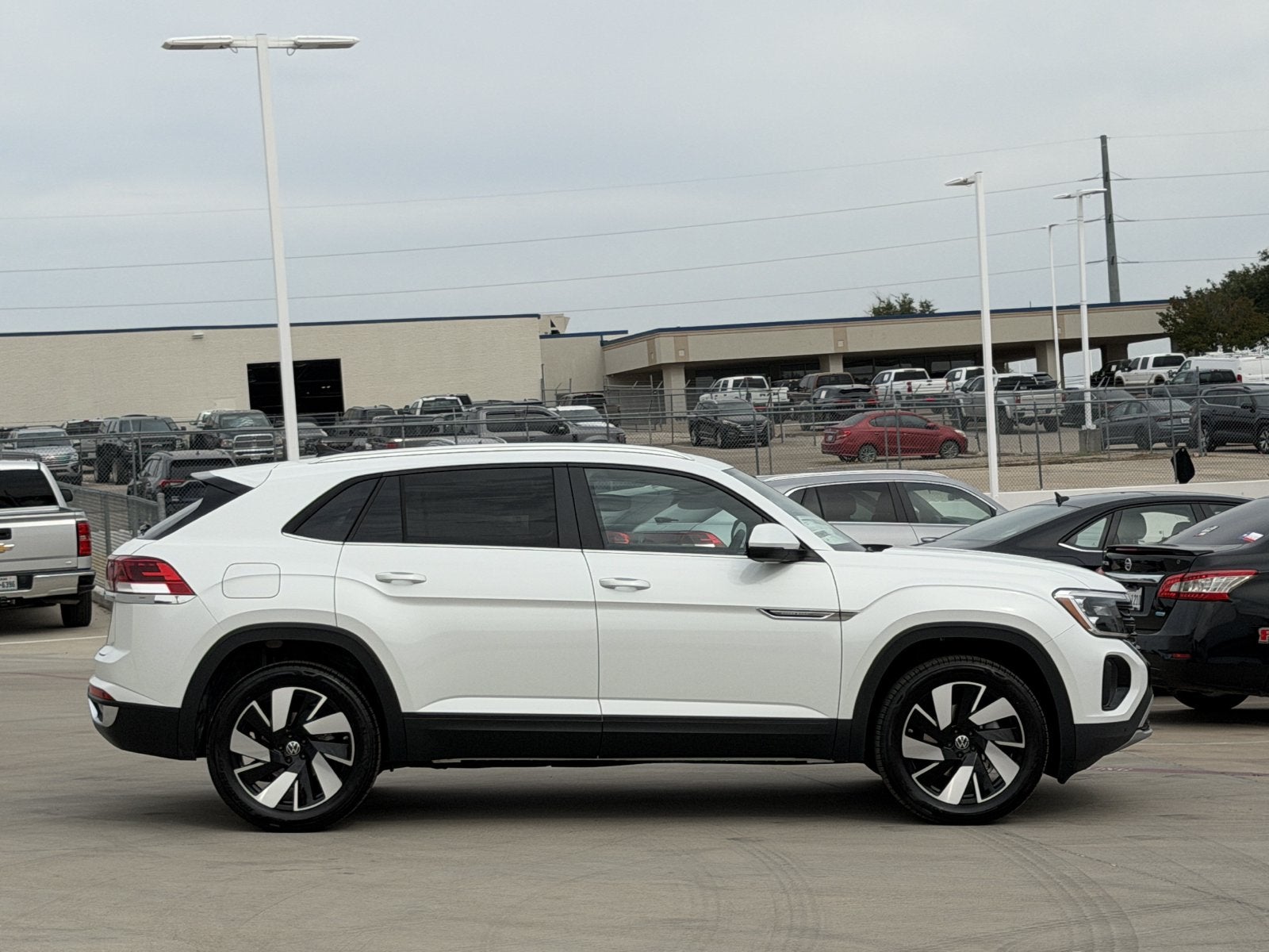 2026 Volkswagen Atlas Cross Sport 2.0T SE W/TECHNOLOGY