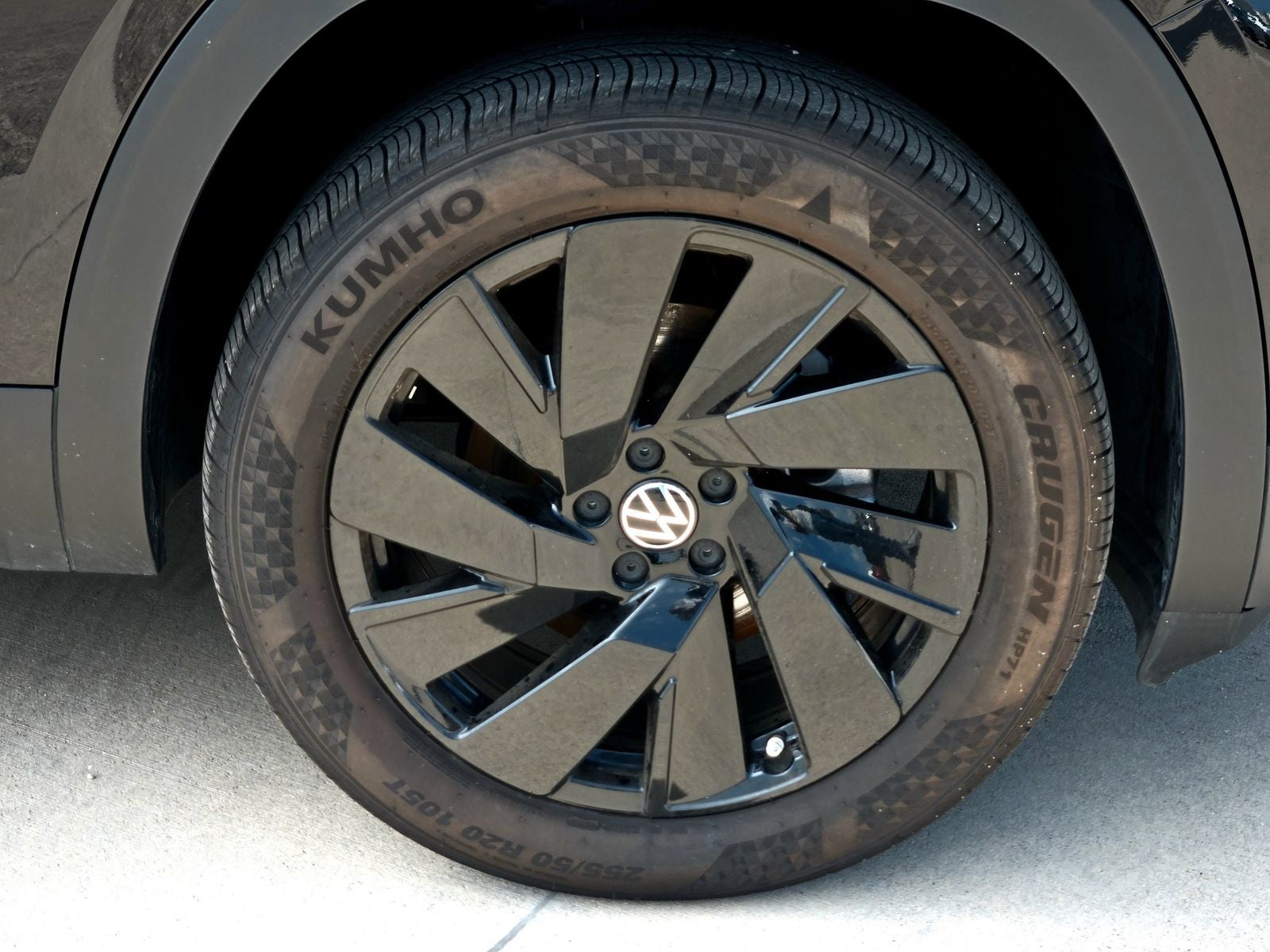 2024 Volkswagen Atlas 2.0T SE w/ Technology