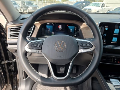 2024 Volkswagen Atlas 2.0T SE w/ Technology