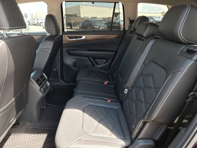 2024 Volkswagen Atlas 2.0T SE w/ Technology