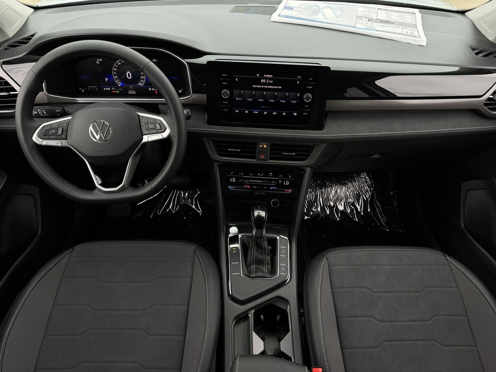 2026 Volkswagen Taos 1.5T SE Black