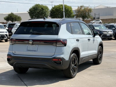 2026 Volkswagen Taos 1.5T SE Black