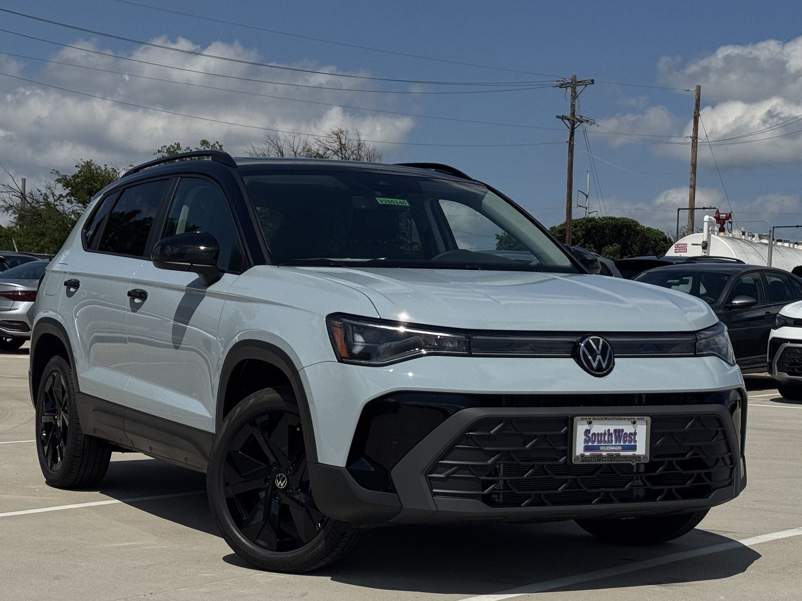 2026 Volkswagen Taos 1.5T SE Black