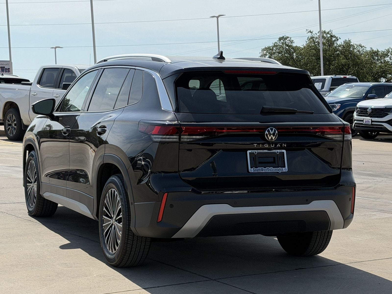 2026 Volkswagen Tiguan 2.0T S