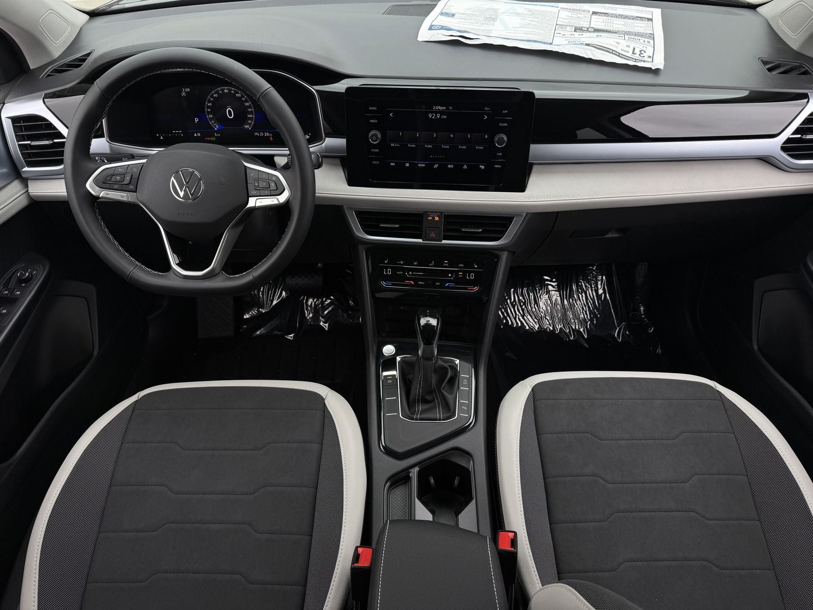 2026 Volkswagen Taos 1.5T SE